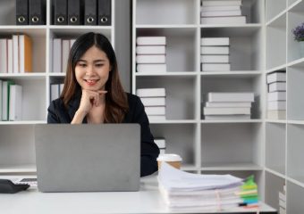 Should I Use an Accounting Recruiter to Find a Job
