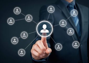 Legal Recruiters vs. In-House Hiring: Toronto Insights