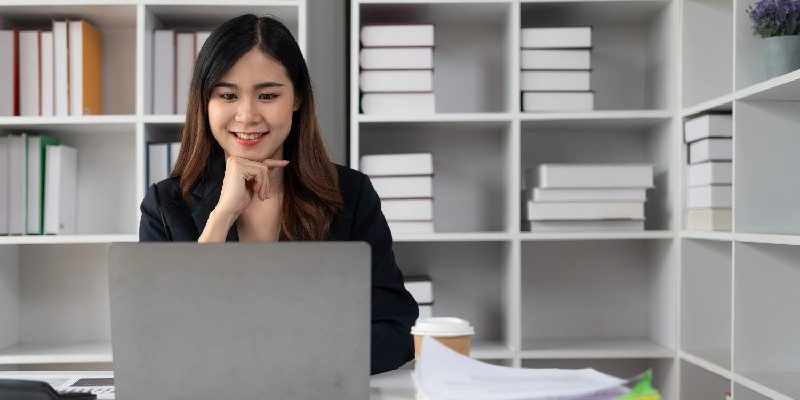 Should I Use an Accounting Recruiter to Find a Job